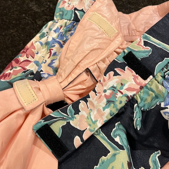 Hydrangeas Apron - Picture 8 of 8